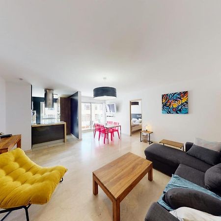 Le Jean-Jacques Rousseau - 2 Rooms By The Canal In The Heart Of آنسي المظهر الخارجي الصورة